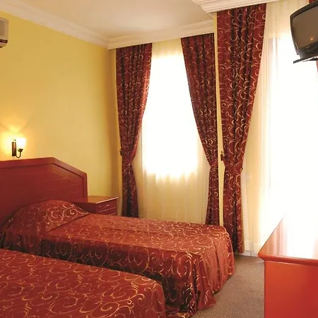 Gunes Hotel 3*